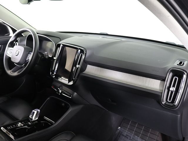 2023 Volvo XC40 B5 AWD Plus Bright Theme - 22968233 - 30