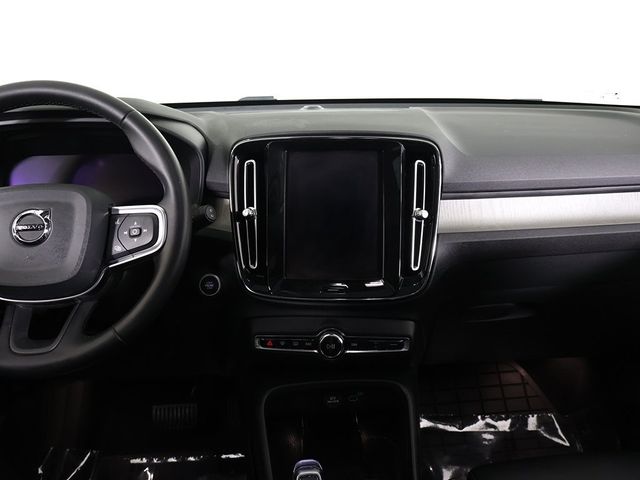 2023 Volvo XC40 B5 AWD Plus Bright Theme - 22968233 - 39