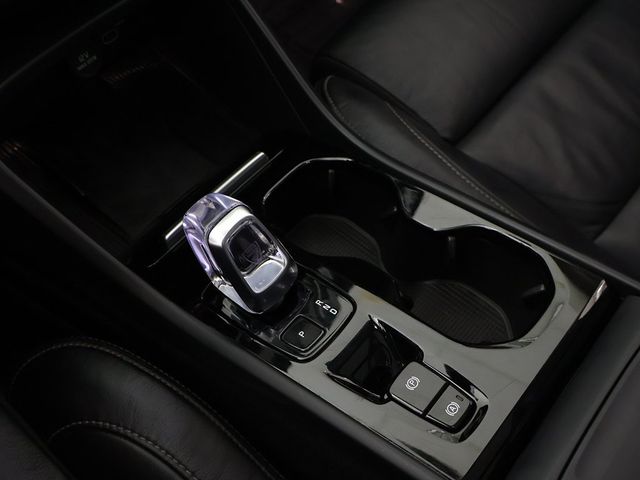 2023 Volvo XC40 B5 AWD Plus Bright Theme - 22968233 - 54