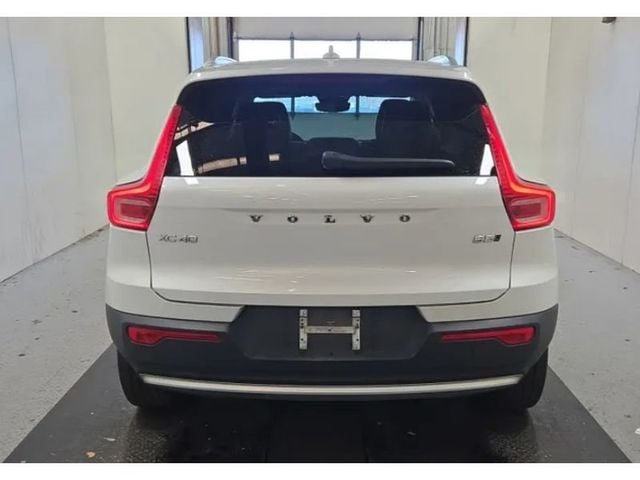 2023 Volvo XC40 B5 AWD Plus Bright Theme - 22959197 - 4
