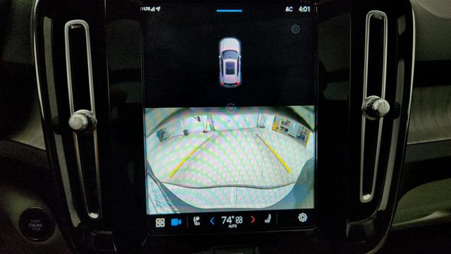 2023 Volvo XC40 B5 AWD Plus Bright Theme - 22971724 - 19