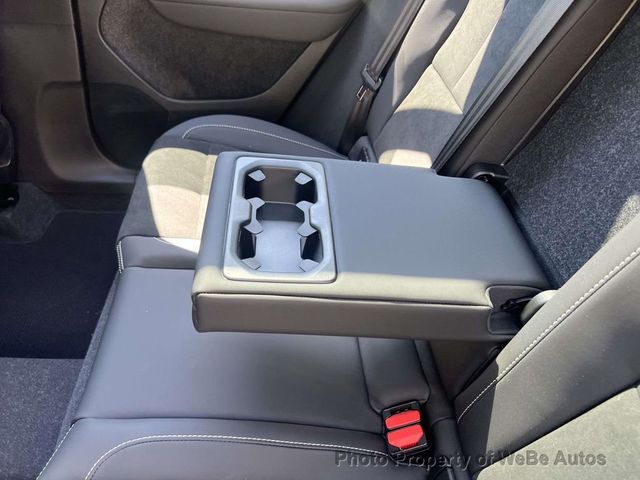 2023 Volvo XC40 B5 AWD Plus Dark Theme - 23012439 - 10