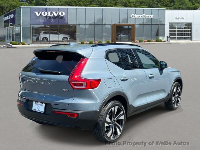 2023 Volvo XC40 B5 AWD Plus Dark Theme - 23012439 - 2