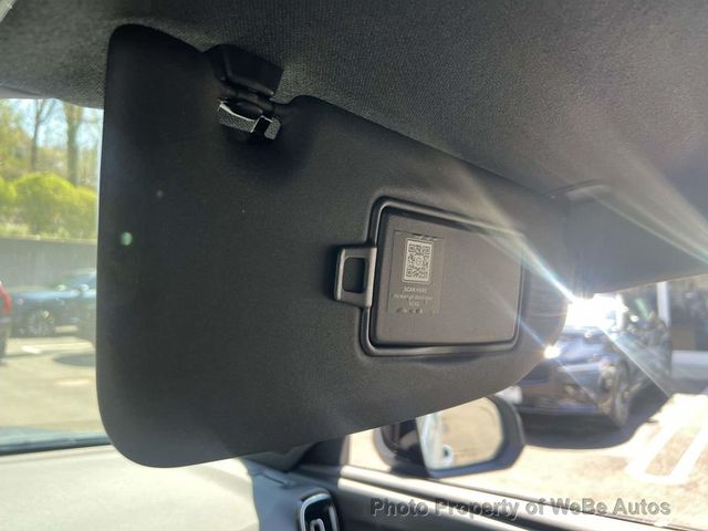 2023 Volvo XC40 B5 AWD Plus Dark Theme - 23012439 - 32