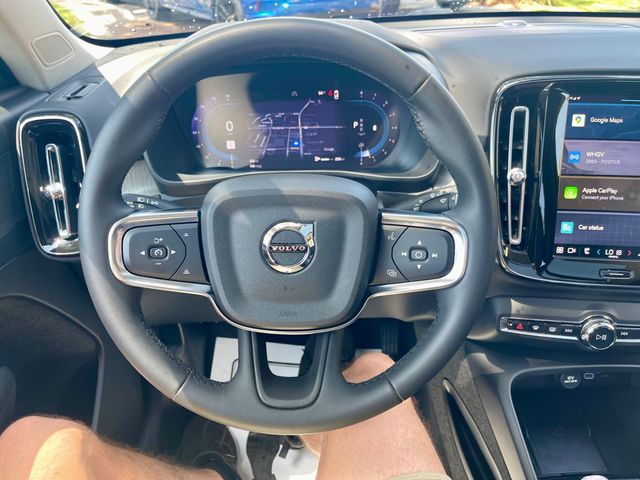 2023 Volvo XC40 PLUS DARK THEME - 22911892 - 13