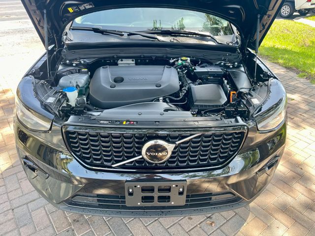 2023 Volvo XC40 PLUS DARK THEME - 22911892 - 17