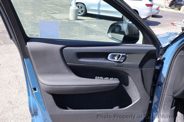 2023 Volvo XC40 Recharge Pure Electric Twin eAWD Core - 23014457 - 10