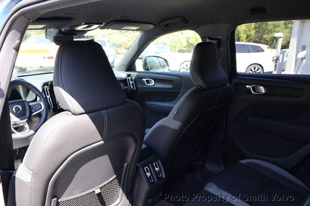 2023 Volvo XC40 Recharge Pure Electric Twin eAWD Core - 23014457 - 12