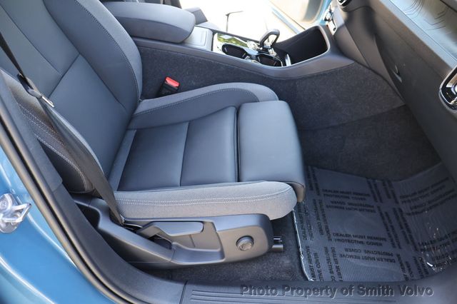 2023 Volvo XC40 Recharge Pure Electric Twin eAWD Core - 23014457 - 14