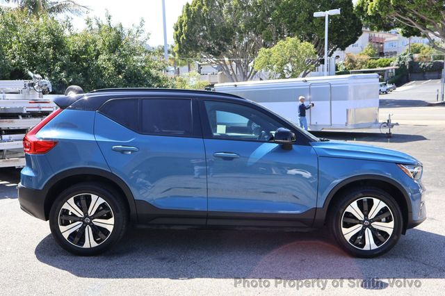 2023 Volvo XC40 Recharge Pure Electric Twin eAWD Core - 23014457 - 5