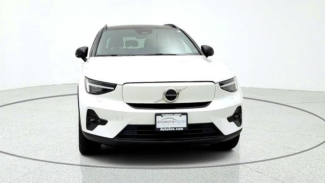 2023 Volvo XC40 Recharge Pure Electric Twin eAWD Ultimate w/ Trailer Hitch & Pixel LED Headlights - 23075548 - 1