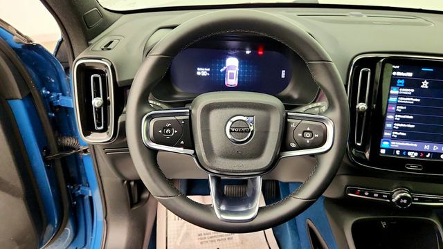2023 Volvo XC40 Recharge Pure Electric Twin Ultimate AWD w/ Pixel LED Headlights & Trunk Spoiler - 23097059 - 14