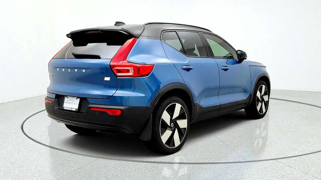 2023 Volvo XC40 Recharge Pure Electric Twin Ultimate AWD w/ Pixel LED Headlights & Trunk Spoiler - 23097059 - 4