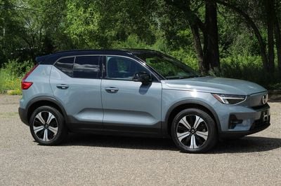 2023 Volvo XC40 Recharge Pure Electric