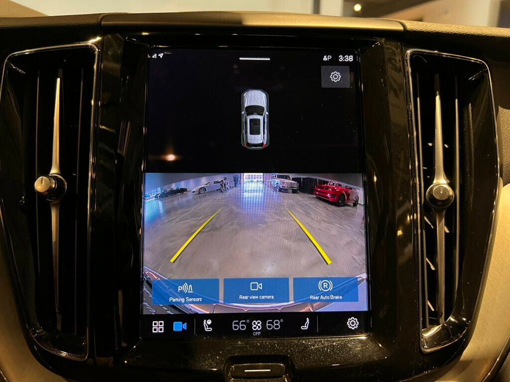 2023 Volvo XC60 B5/AWD/ClimatePkg/HtdSeats/HtdSteerWheel/PanoRoof/AppleCarplay - 22975933 - 19