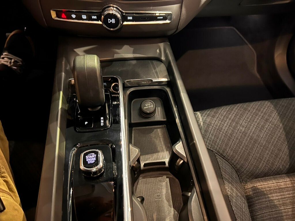 2023 Volvo XC60 B5/AWD/ClimatePkg/HtdSeats/HtdSteerWheel/PanoRoof/AppleCarplay - 22975933 - 20