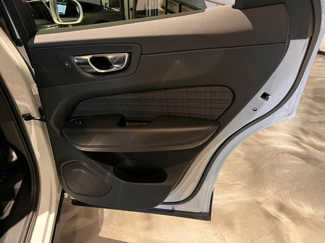 2023 Volvo XC60 B5/AWD/ClimatePkg/HtdSeats/HtdSteerWheel/PanoRoof/AppleCarplay - 22975933 - 26