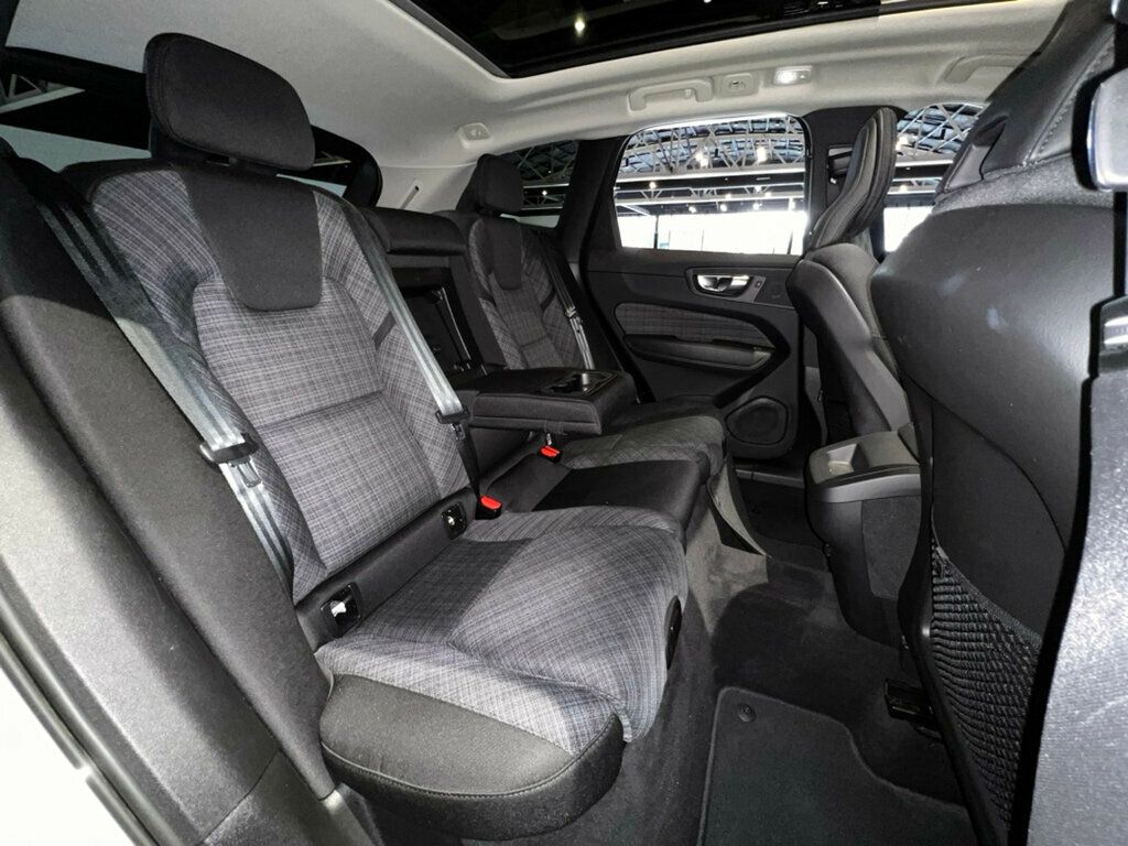 2023 Volvo XC60 B5/AWD/ClimatePkg/HtdSeats/HtdSteerWheel/PanoRoof/AppleCarplay - 22975933 - 28