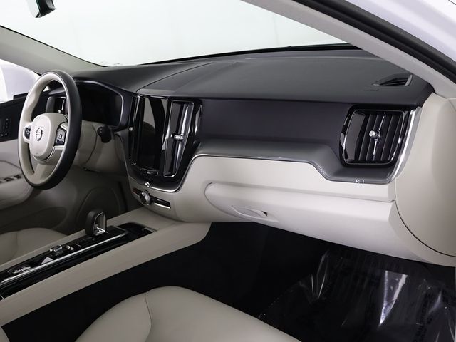 2023 Volvo XC60 B5 AWD Core - 22976083 - 29
