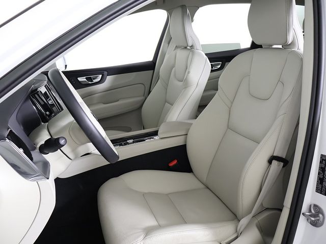 2023 Volvo XC60 B5 AWD Core - 22976083 - 30
