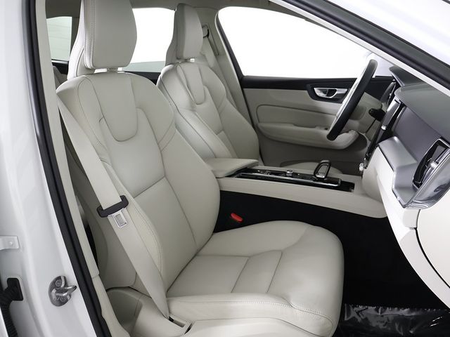 2023 Volvo XC60 B5 AWD Core - 22976083 - 31