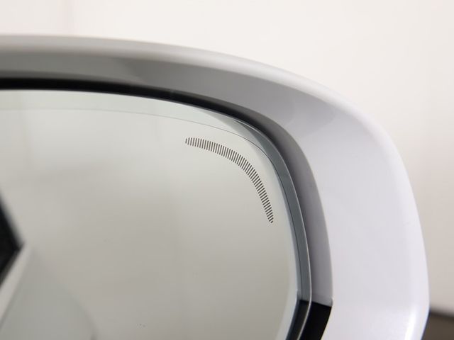 2023 Volvo XC60 B5 AWD Core - 22976083 - 34