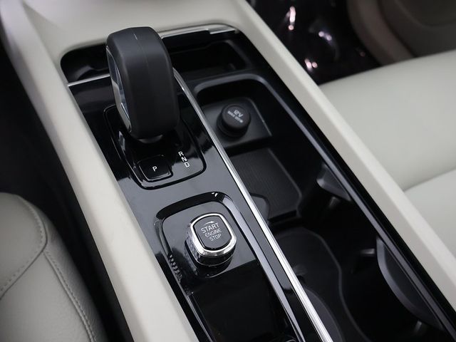 2023 Volvo XC60 B5 AWD Core - 22976083 - 45