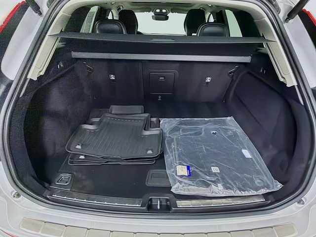 2023 Volvo XC60 B5 AWD Core - 23024785 - 26