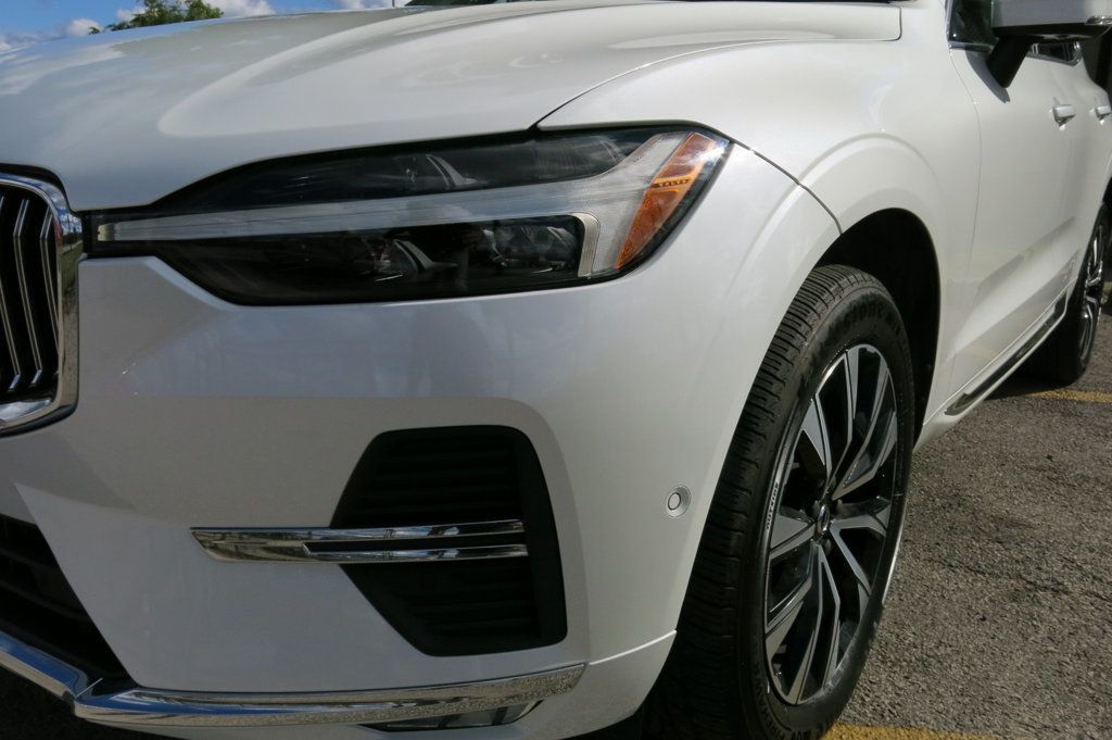 2023 Volvo XC60 B5 Plus photo 28