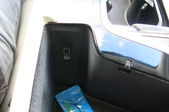 2023 Volvo XC60 B5 AWD Plus Bright Theme - 22907320 - 74