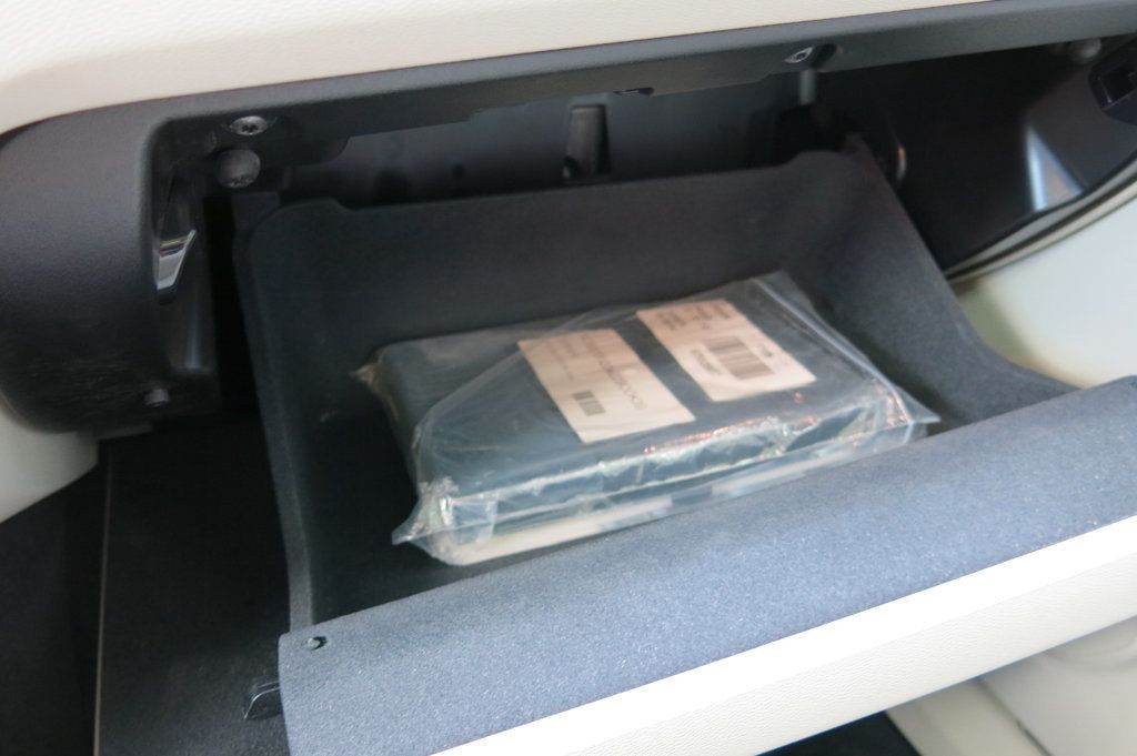 2023 Volvo XC60 B5 AWD Plus Bright Theme - 22907320 - 75