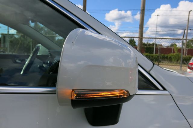 2023 Volvo XC60 B5 AWD Plus Bright Theme - 22907320 - 87