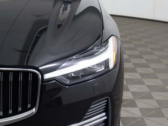 2023 Volvo XC60 B5 AWD Plus Bright Theme - 23037575 - 17