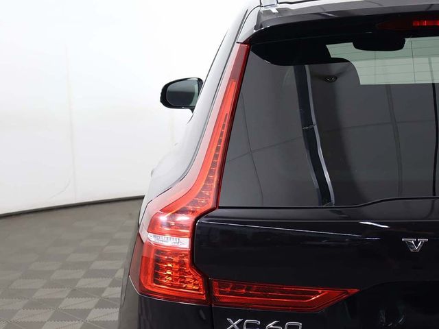 2023 Volvo XC60 B5 AWD Plus Bright Theme - 23037575 - 18