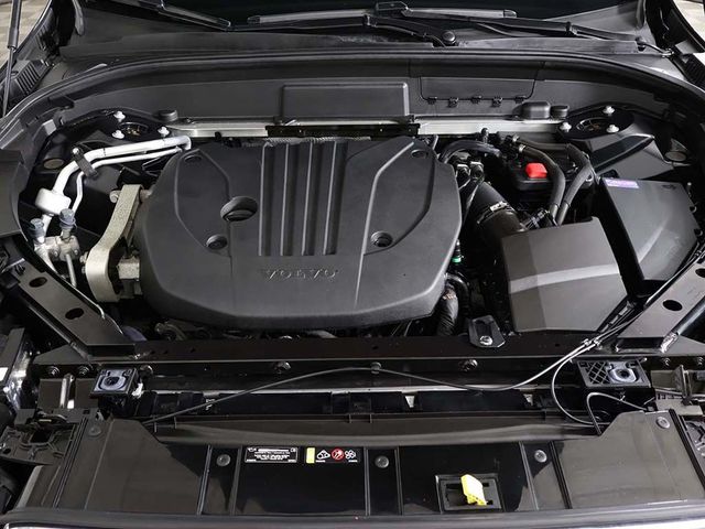 2023 Volvo XC60 B5 AWD Plus Bright Theme - 23037575 - 25