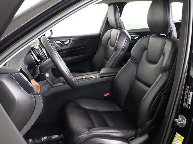 2023 Volvo XC60 B5 AWD Plus Bright Theme - 23037575 - 33