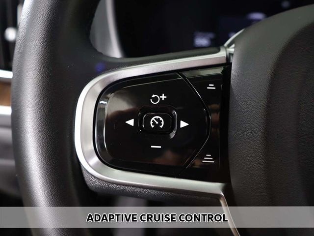2023 Volvo XC60 B5 AWD Plus Bright Theme - 23037575 - 5