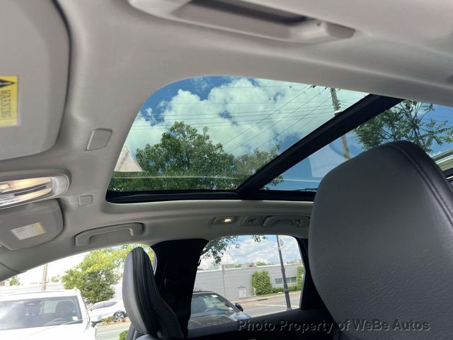2023 Volvo XC60 B5 AWD Plus Bright Theme - 23031830 - 17