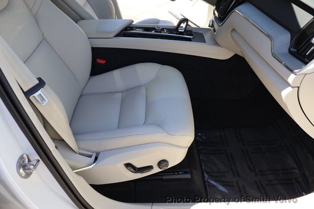 2023 Volvo XC60 B5 AWD Plus Bright Theme - 23010462 - 14
