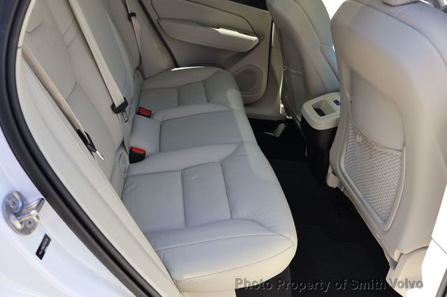 2023 Volvo XC60 B5 AWD Plus Bright Theme - 23010462 - 18