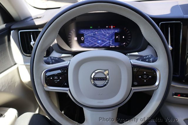 2023 Volvo XC60 B5 AWD Plus Bright Theme - 23010462 - 20