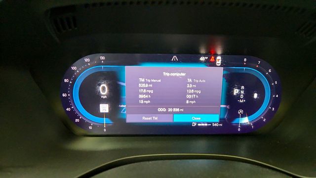 2023 Volvo XC60 B5 AWD Plus Bright Theme w/ Climate Package - 23015736 - 14