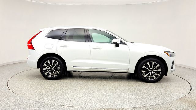 2023 Volvo XC60 B5 AWD Plus Bright Theme w/ Climate Package - 23015736 - 3