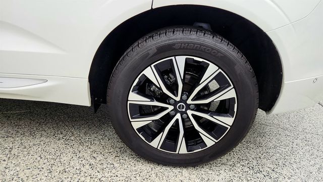 2023 Volvo XC60 B5 AWD Plus Bright Theme w/ Climate Package - 23015736 - 8
