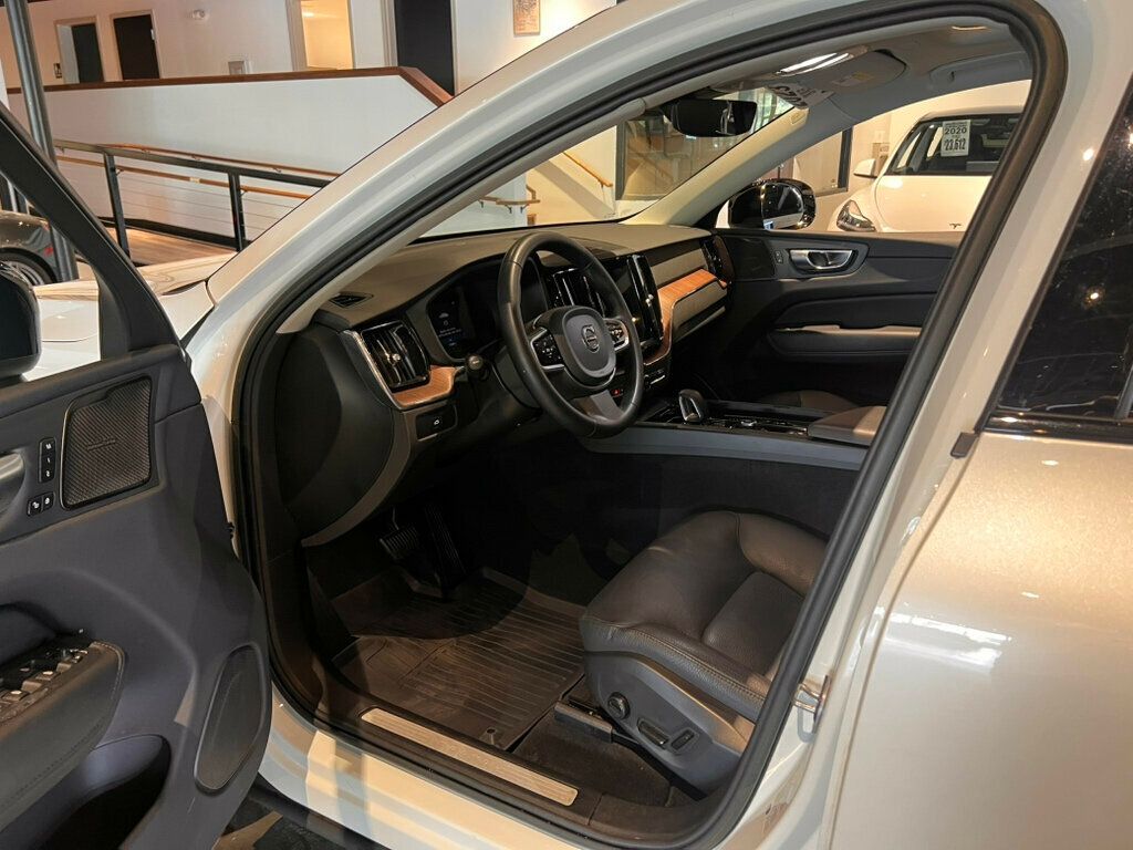 2023 Volvo XC60 B5/AWD/Plus/ClimatePkg/HarmonKardonSound/AdapCruise/PanoRoof/NAV - 22997652 - 14