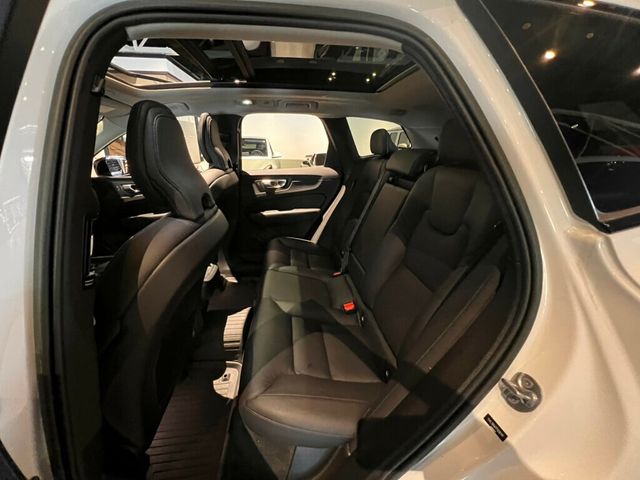 2023 Volvo XC60 B5/AWD/Plus/ClimatePkg/HarmonKardonSound/AdapCruise/PanoRoof/NAV - 22997652 - 24
