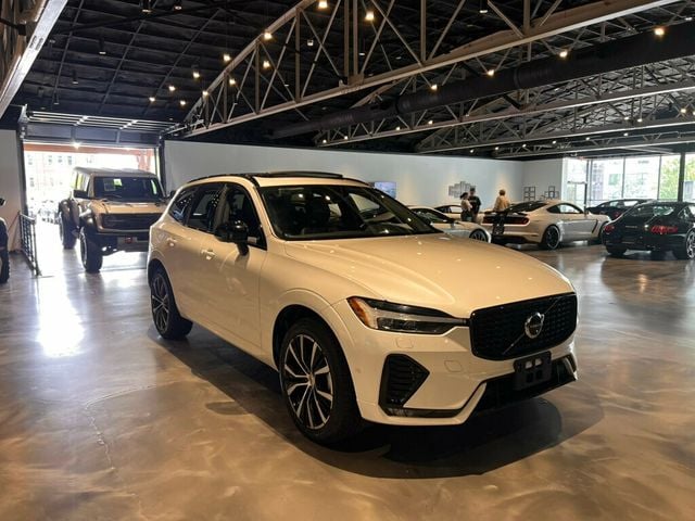 2023 Volvo XC60 B5/AWD/Plus/ClimatePkg/HarmonKardonSound/AdapCruise/PanoRoof/NAV - 22997652 - 6