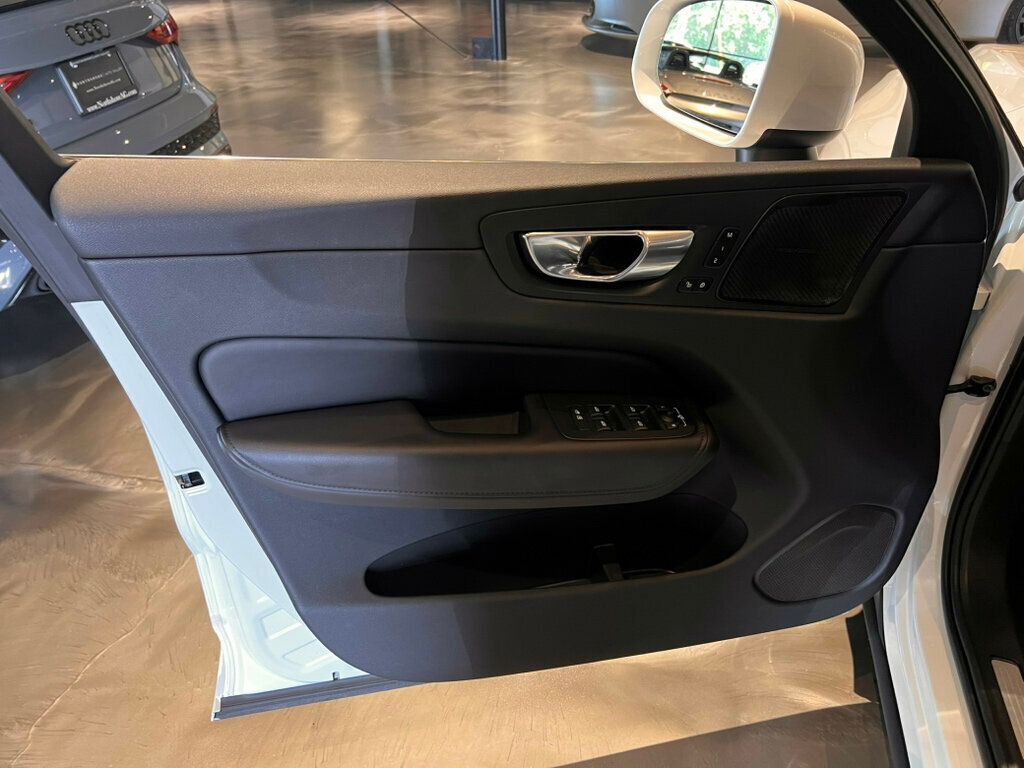 2023 Volvo XC60 B5/AWD/Plus/ClimatePkg/HarmonKardonSound/HomeLink/PanoRoof/NAV - 22997649 - 13