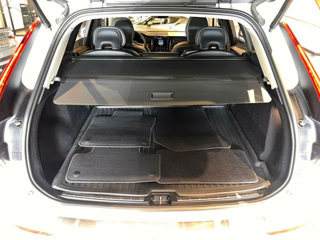 2023 Volvo XC60 B5/AWD/Plus/ClimatePkg/HarmonKardonSound/HomeLink/PanoRoof/NAV - 22997649 - 26