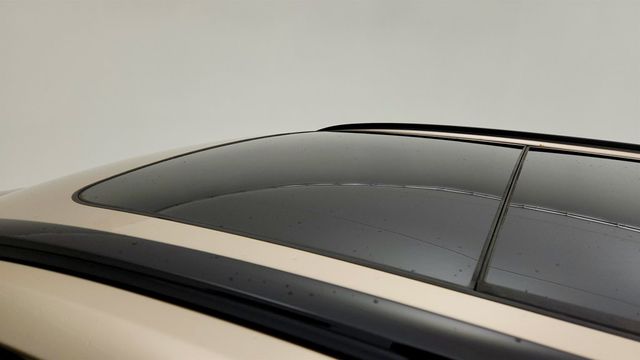 2023 Volvo XC60 B5 AWD Plus Dark Theme w/ Climate Package - 23015739 - 9